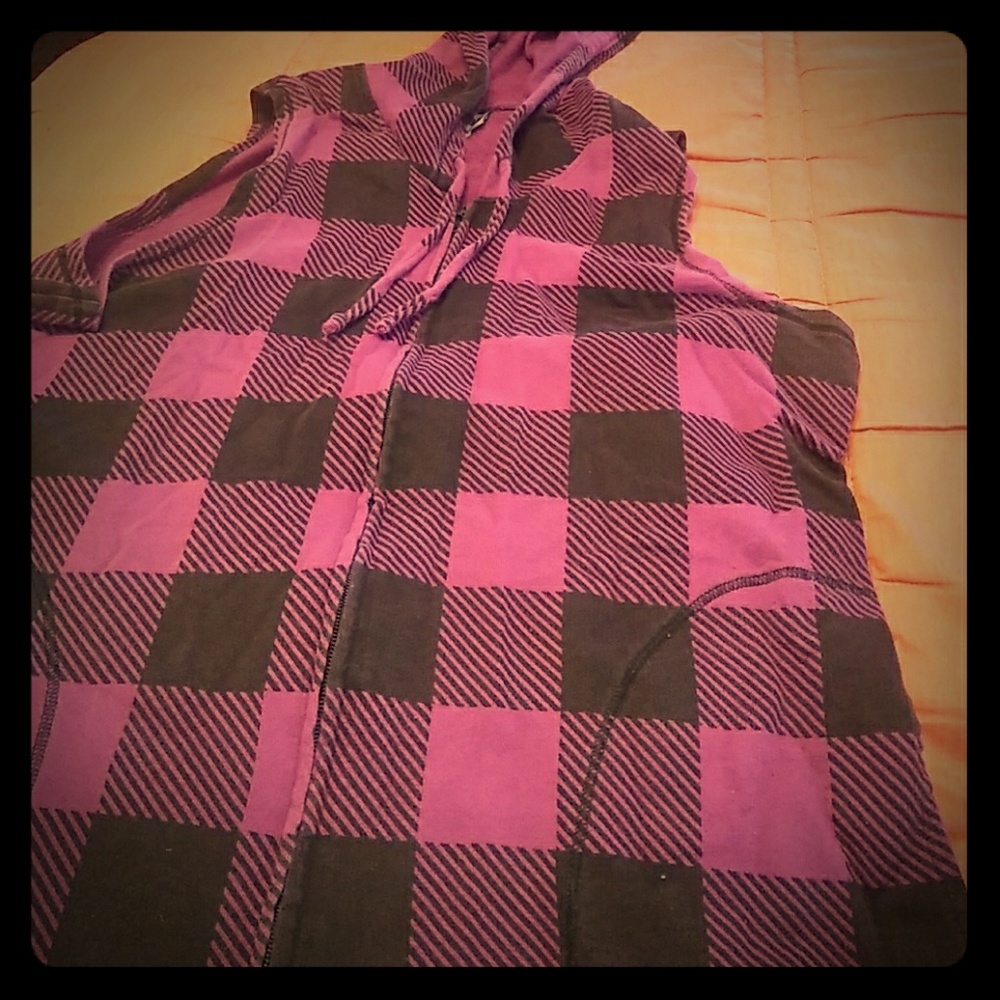 Purple plaid sleeveless hoodie